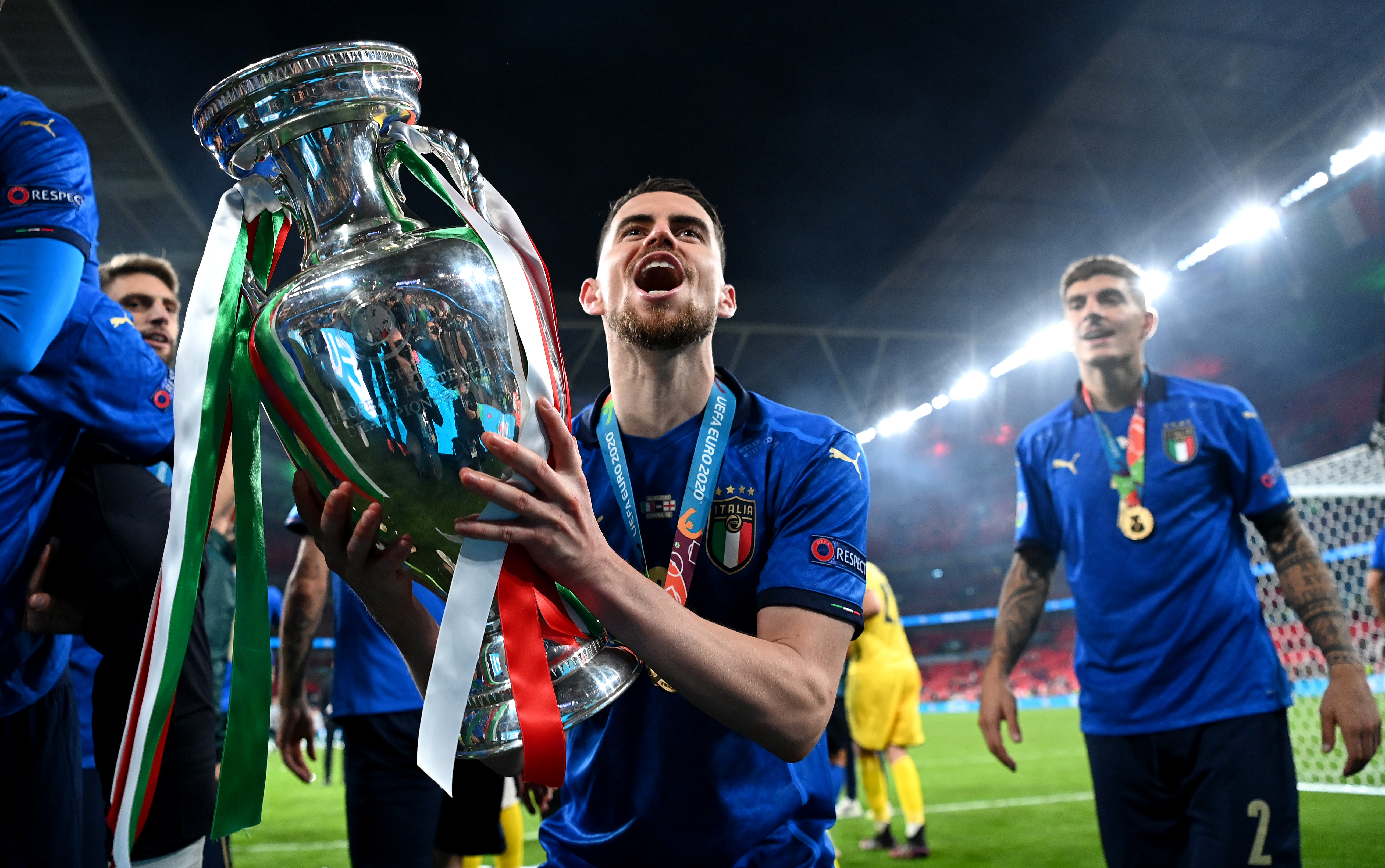 斗志始终是 斗志始终是