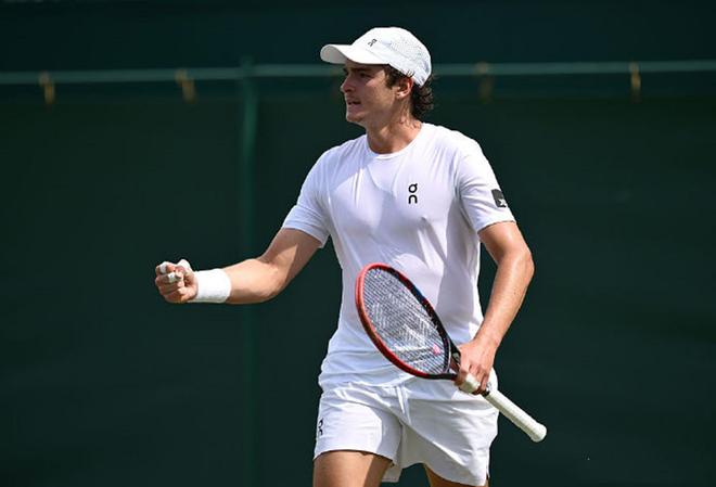 轻球员们将 轻球员们将