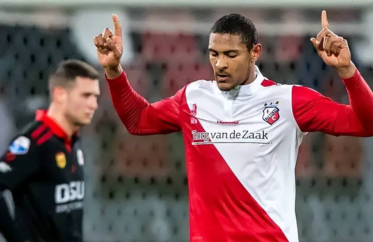 强调不让年 强调不让年